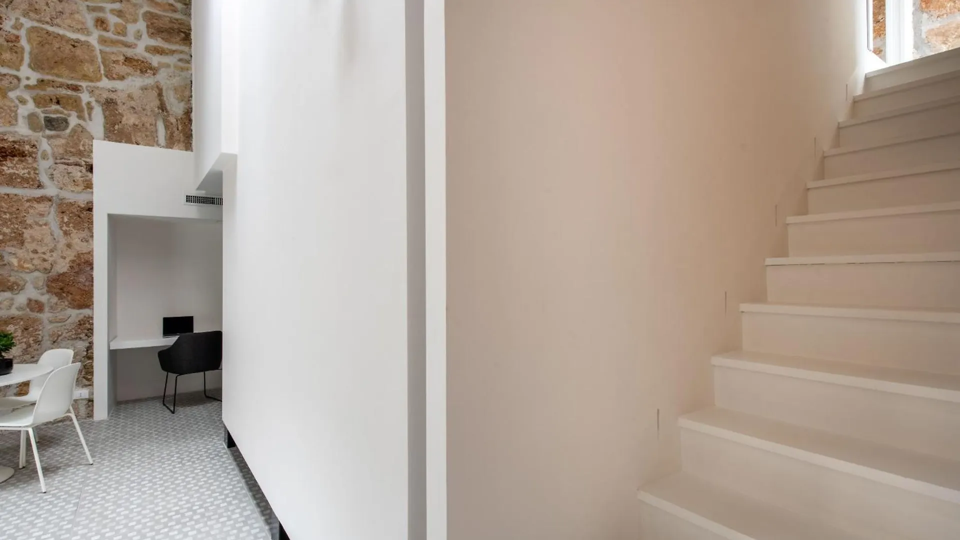 Apartment Casa Design Tra Le Mura By Wonderful Italy Palermo Italy