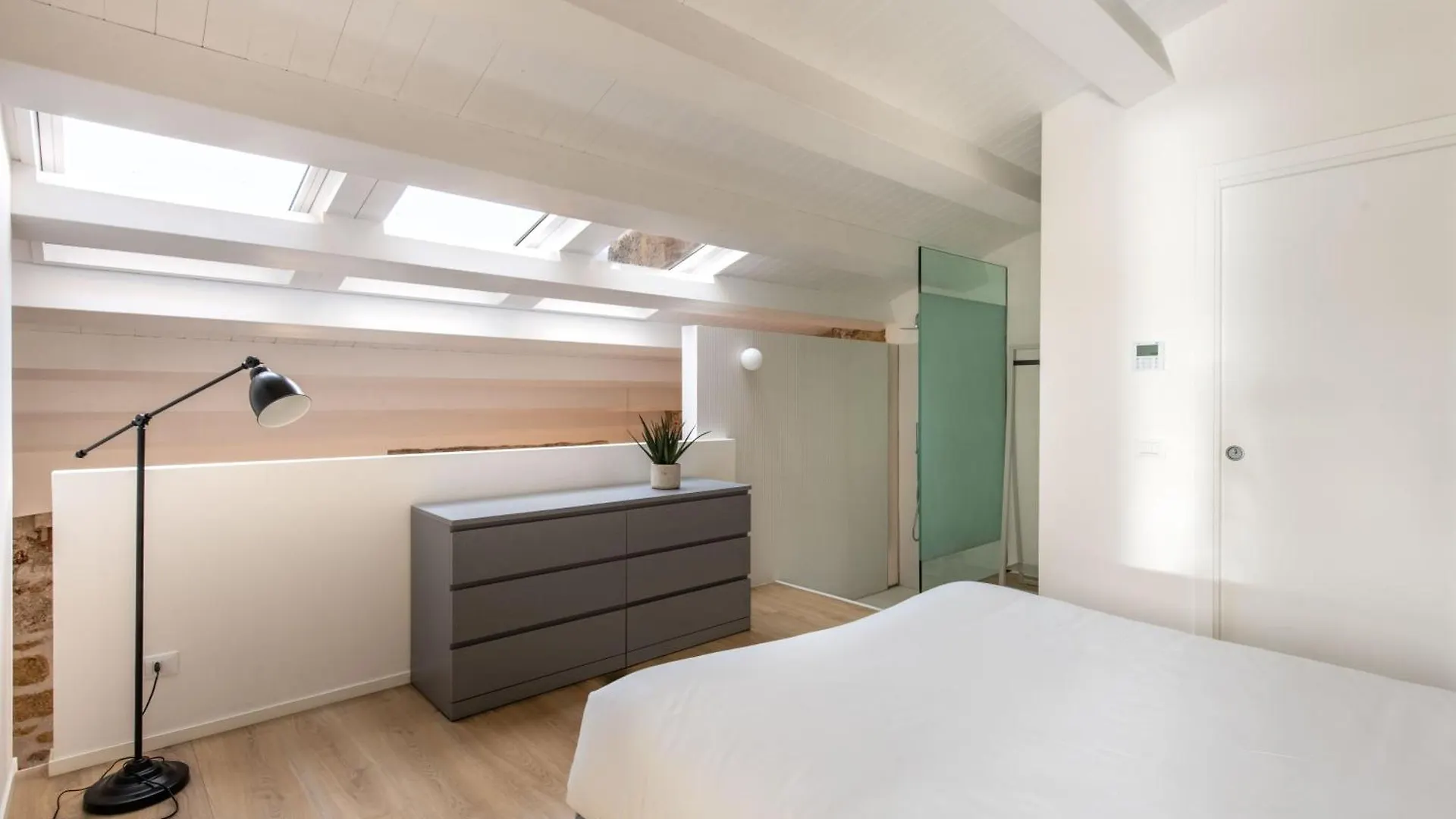 Apartment Casa Design Tra Le Mura By Wonderful Italy Palermo Italy